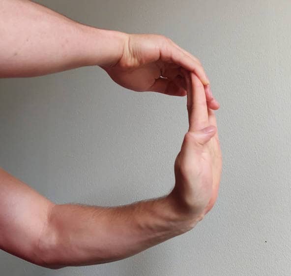 overhand finger stretch exercise for bassists